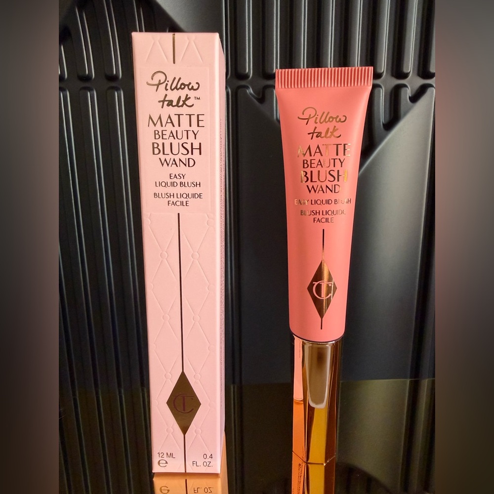 Charlotte Tilbury Matte Beauty Blush Wand - Pink Pop BNIB